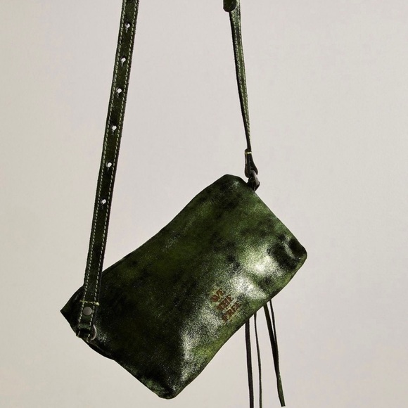 Free People We The Free Rider Pyrite Metallic Green Crossbody Bag - Picture 2 of 9